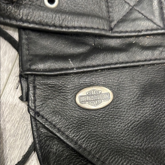 Harley Davidson Black Leather Chaps with Zipper Detail XS main image 11